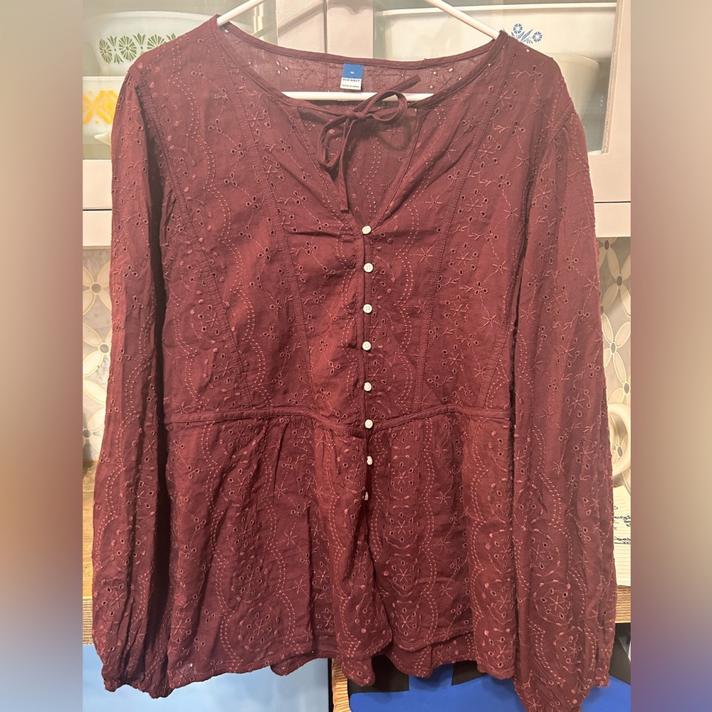 Old Navy women’s top size XL